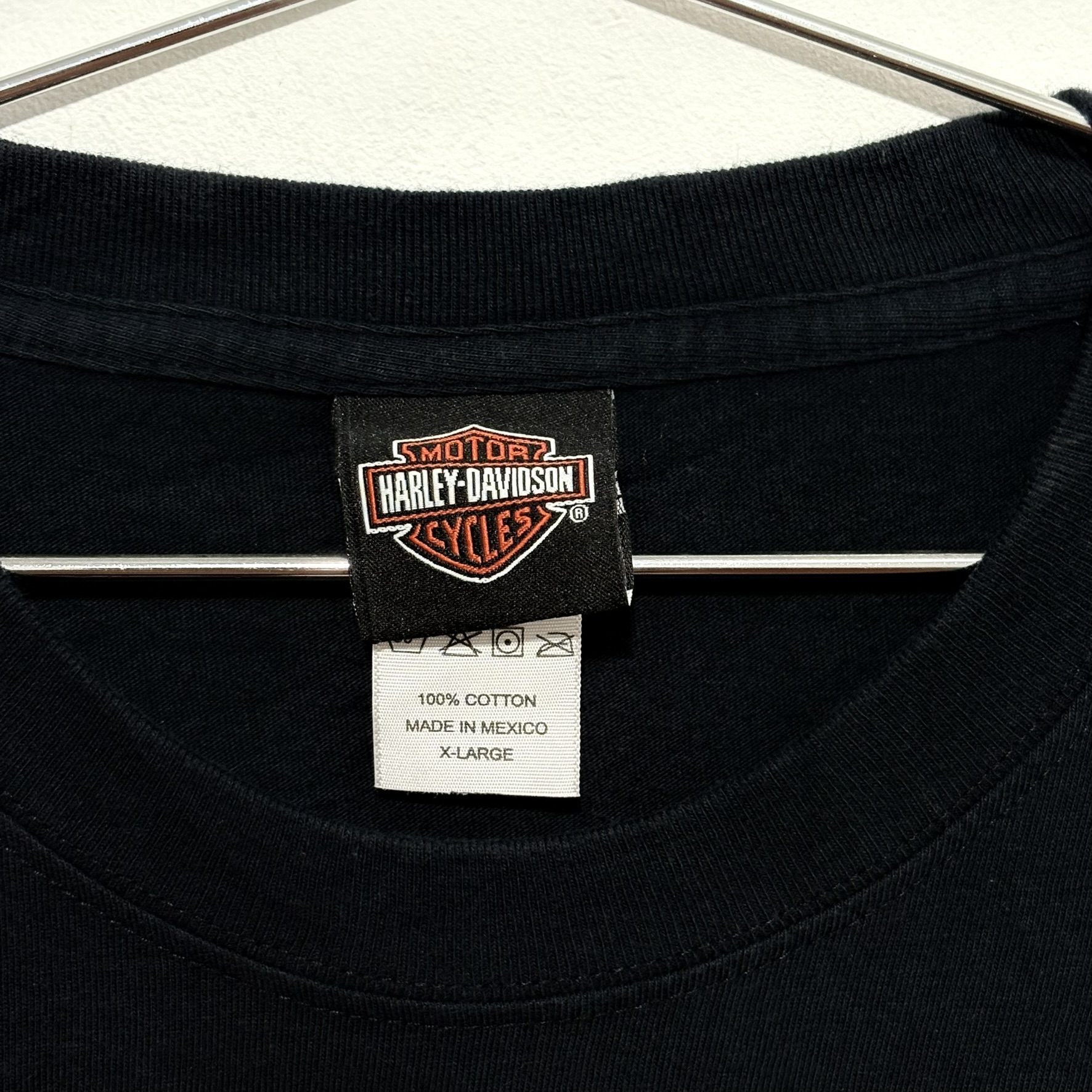 Remera Harley Davison negra con estampa atras y adelante - Imagen 2