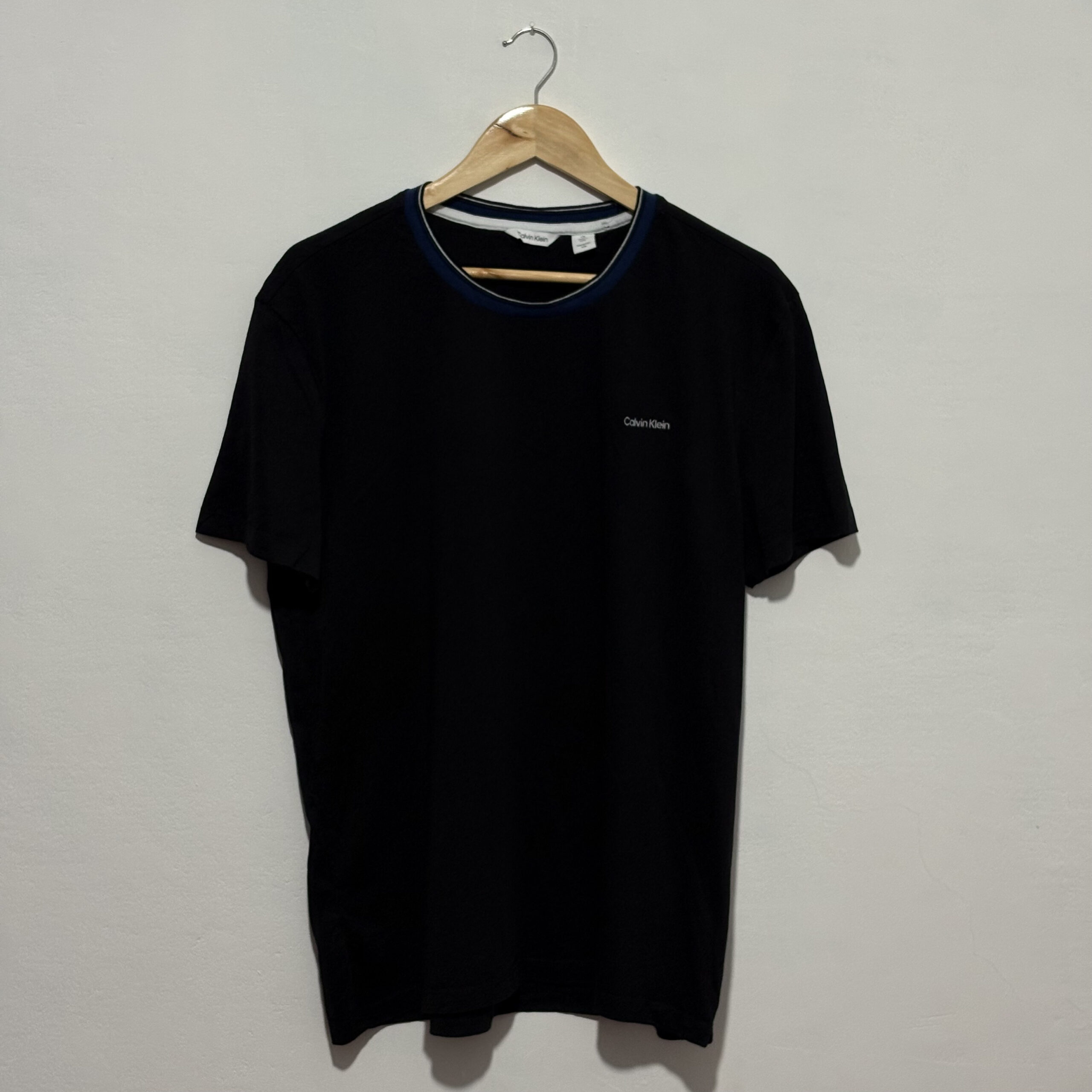 Remera Calvin Klein Negra