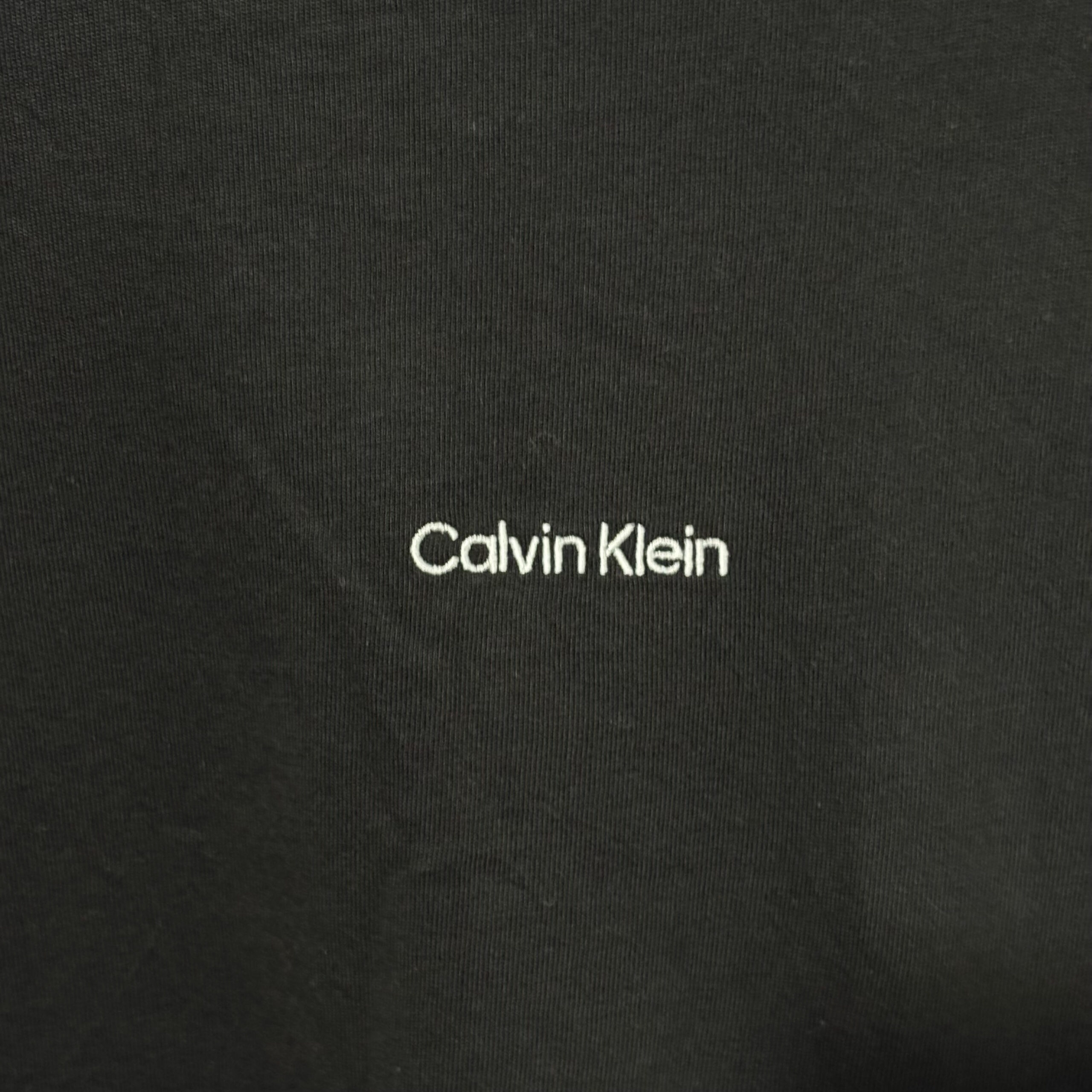 Remera Calvin Klein Negra - Imagen 3